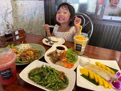 -Dang restaurant (patong phuket)