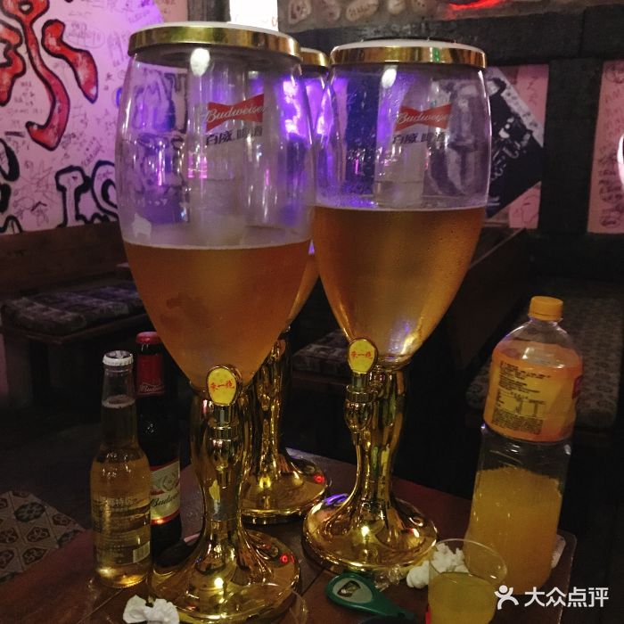 helens(塘沽店)-百威-菜-百威图片-天津美食-大众点评网