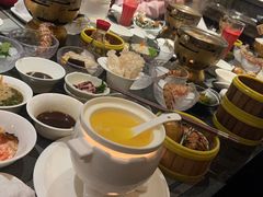-半岛翡丽海鲜自助餐厅(观风亭店)