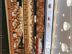 -红宝石·鲜奶小方·海派西点房(南丹店)