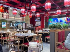 -鲁员外地锅鸡地锅鱼(龙湖江东天街店)
