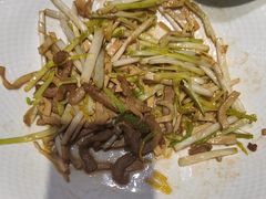 -郑庄脂渣海鲜楼(九水路店)