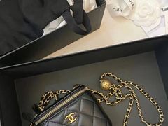 -妃鱼奢侈品回收寄卖(太古汇店)