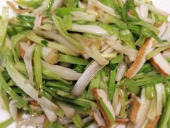 -启东海鲜人家(古美路店)