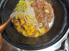 -万里闯关东铁锅炖菜馆(高新旗舰店)