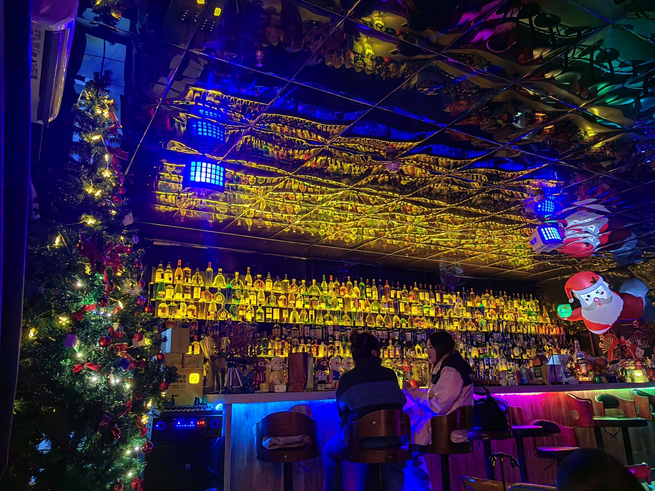 二楼清吧小酒馆