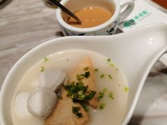 鱼蛋片头汤-翠華餐廳(浦东机场T1店)