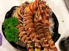 -鲜入围煮花胶鸡海鲜火锅