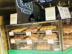 面包甜点陈列柜-勿理堂(西村店)