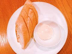 餐前面包-ROAST coffee & eatery