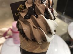 双拼软冰淇淋-GODIVA(王府井apm店)