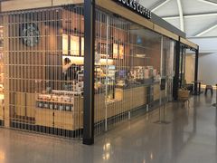 -关西国际机场直营免税店
