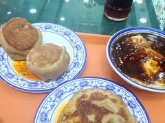 -隆福寺小吃店(东四店)