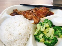 经典鸡腿饭-老上海里弄味道(知春路店)