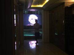-浅深(世茂滨江精品店)