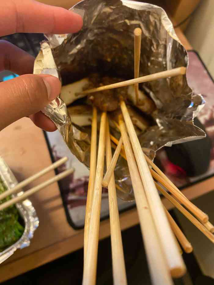 战友蚝情(宣城店)-"总体来说还不错吧!人气超高,吃饭高峰期还.