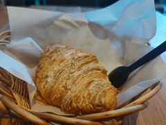 黄金流奶羊角-麦田工坊(月湖店)