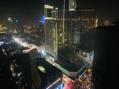 -唐拉雅秀酒店-西锦汇空中BBQ·思创餐厅