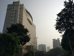 -山明水秀大饭店