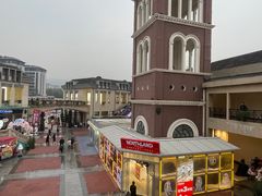 -王府井奥莱临潼小镇(临潼店)