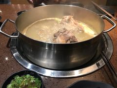 -阿二骨煲(新天地店)