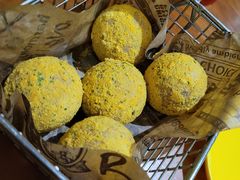 -BHC炸鸡(明洞总店)