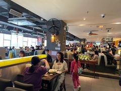 大堂-大头虾越式风味餐厅(光明广场店)
