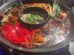 -捞锅坝子老火锅(汽博中心店)