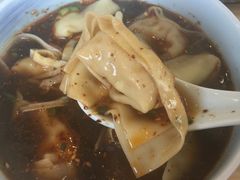 红汤辣馄饨-聚成源(芦庄店)