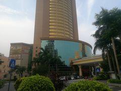 -深圳君逸国际酒店(龙岗横岗塘坑地铁站店)