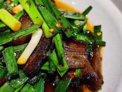 大蒜炒腊肉-廖师傅大蒜炒腊肉(袁家岭店)