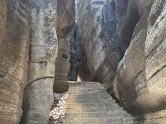 -梭布垭石林景区