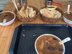 -穆彦华逍遥镇胡辣汤(岗坡路店)