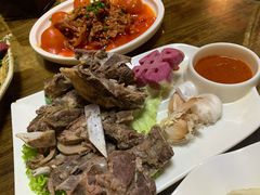 手抓羊肉-吉祥圣雪藏餐