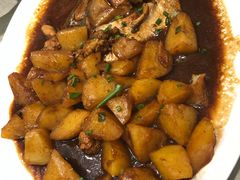 土豆烧鲳鱼-名轩海鲜酒楼(东海路店)