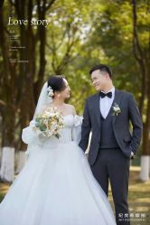 -纪梵希旅拍婚纱摄影(大连总店)