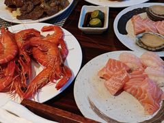 -广州万富希尔顿酒店·感趣自助餐厅·金秋蟹宴生蚝海鲜刺身