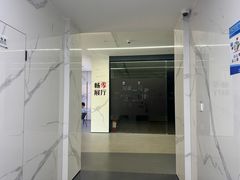 -漕河泾街道图书馆(漕河泾社区文化活动中心店)