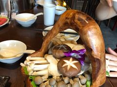 -捞神煲汤火锅(湖滨商业街店)