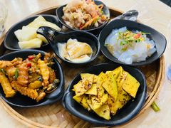 -啰啰冰屋(景洪总店)