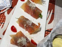 帕尔玛火腿配哈密瓜-Primo·丽莫意大利窑烤披萨