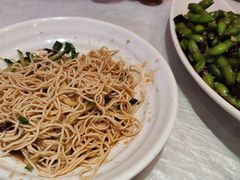 -肥肥虾庄·金牌油焖大虾(首义路店)