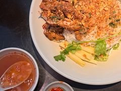 -大头虾越式风味餐厅(光明广场店)