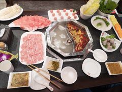 -鼎汇丰重庆老火锅(鞍顺园店)