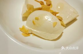 Hand-Beaten Almond Tofu