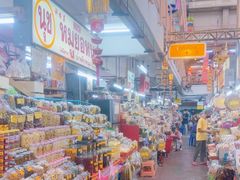 -瓦洛洛传统市场