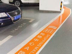 场地-龙湖虹桥天街-停车场