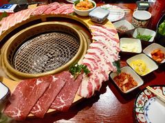 -喜牛烧肉酒场·黑金店(威高广场店)