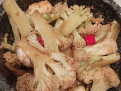 -姚姚酸菜鱼·金戈戈香港豉油鸡(喜荟城联名店)
