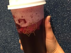 -喜茶(北京华贸购物中心店)